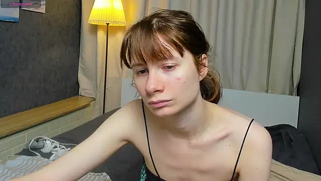 EvelynJin  online show from 10.21.25