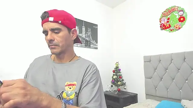 Sofi And Santy online show from 01.12.26