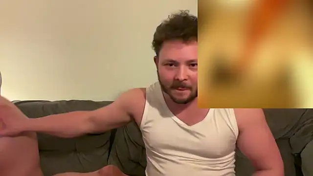 Snapshot of CurvyMilfWithBigJugs chatting on 10.20.25 CurvyMilfWithBigJugs online show from 10.20.25