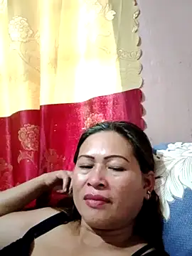 Snapshot of merr_ann123 chatting on 10.21.25 merr ann123 online show from 10.21.25
