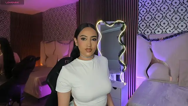 BEELLA TAY1 online show from 11.27.25