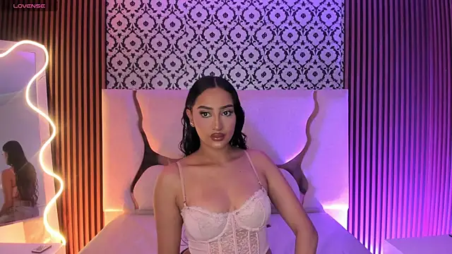 BEELLA TAY1 online show from 02.11.26