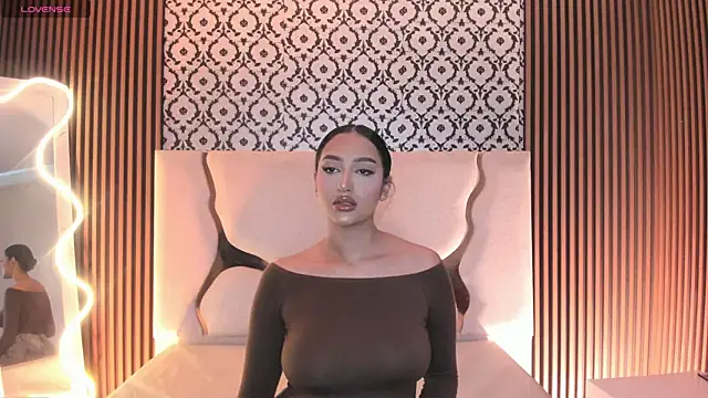 BEELLA TAY1 online show from 02.13.26