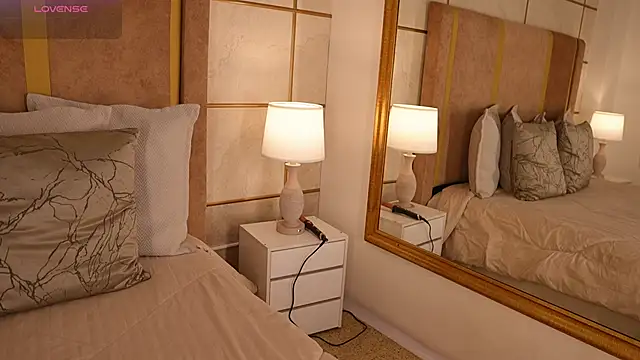 lyrabellini online show from 03.08.26