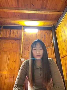 Snapshot of Maymay__ chatting on 10.27.25 Maymay   online show from 10.27.25