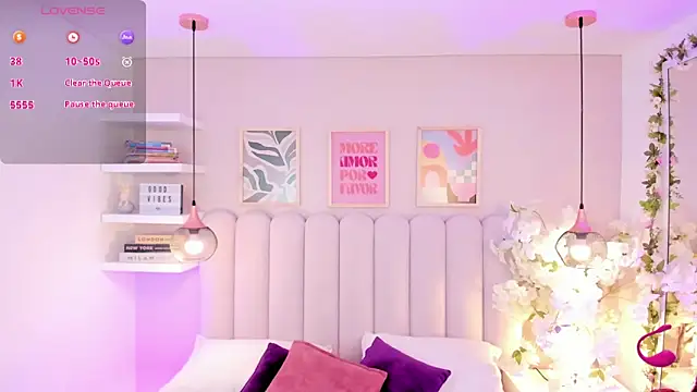 Isabella  gonzalez  online show from 11.14.25