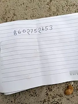 Snapshot of SWEETY-M chatting on 10.22.25 SWEETY-M online show from 10.22.25