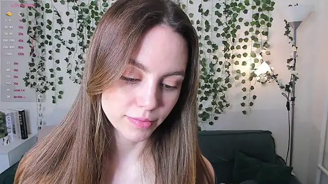 Snapshot of sweet_and_flirt chatting on 10.25.25 sweet and flirt online show from 10.25.25
