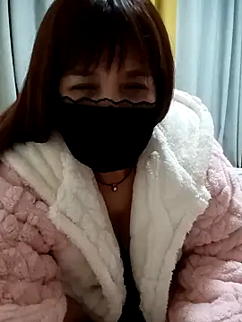 nanaaini online show from 10.24.25