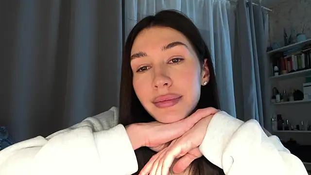 Snapshot of Zarinissa chatting on 02.12.26 Zarinissa online show from 02.12.26