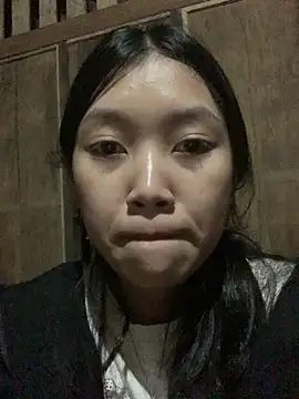 linh-lan1 online show from 11.02.25