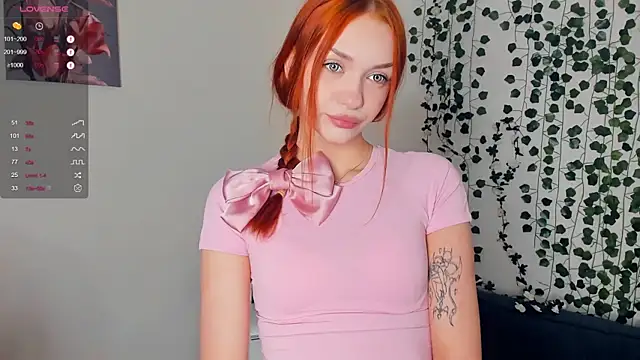 Foxy blush online show from 11.15.25