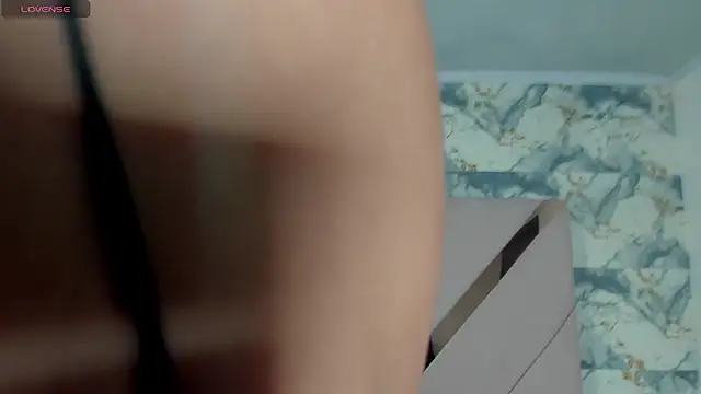 denisse khan online show from 04.03.26