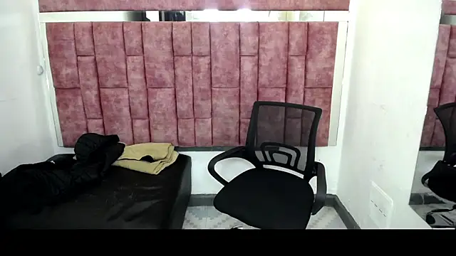 Mick storm online show from 04.17.26