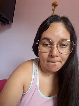 Snapshot of karollvega888 chatting on 10.21.25 karollvega888 online show from 10.21.25