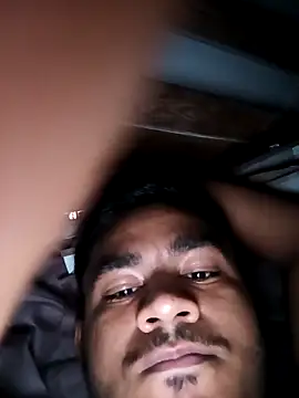 GlossyDare1823 online show from 10.17.25