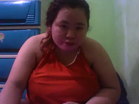 Snapshot of chubbybigtits_01 chatting on 10.20.25 chubbybigtits 01 online show from 10.20.25