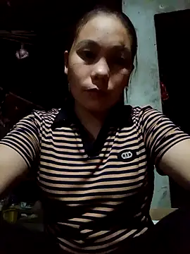 Snapshot of kitachu chatting on 10.23.25 kitachu online show from 10.23.25