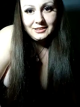 Snapshot of Pyshecka chatting on 10.13.25 Pyshecka online show from 10.13.25