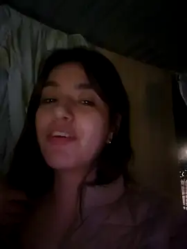 Snapshot of 1evelinewood chatting on 02.01.26 1evelinewood online show from 02.01.26