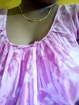 Snapshot of ITZ_YUVIKA chatting on 10.30.25 ITZ YUVIKA online show from 10.30.25