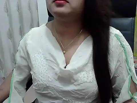 Snapshot of SexyRani2000 chatting on 03.27.26 SexyRani2000 online show from 03.27.26
