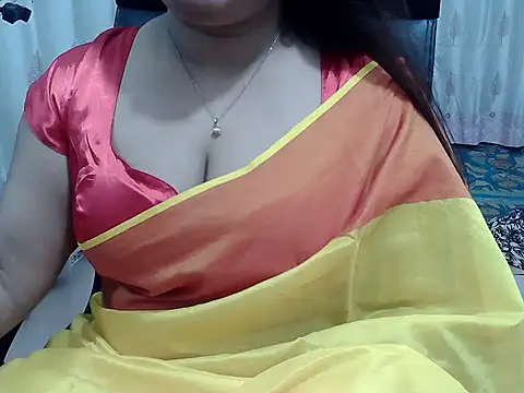 Snapshot of SexyRani2000 chatting on 04.20.26 SexyRani2000 online show from 04.20.26
