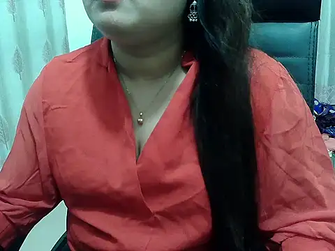 Snapshot of SexyRani2000 chatting on 05.09.26 SexyRani2000 online show from 05.09.26