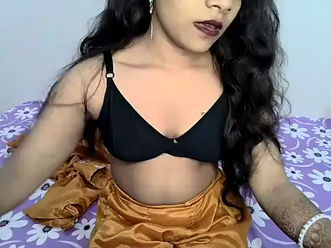 Snapshot of SEXY_Rich_ chatting on 10.13.25 SEXY Rich  online show from 10.13.25