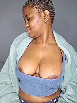 Snapshot of certifiedhottie2025 chatting on 05.11.26 certifiedhottie2025 online show from 05.11.26