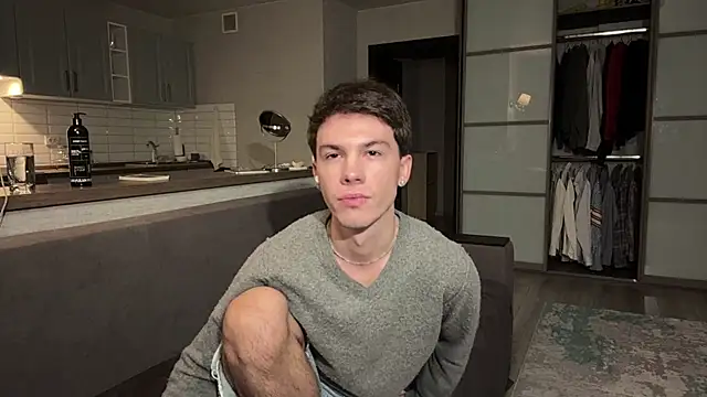 Jeremy1Scott online show from 11.09.25