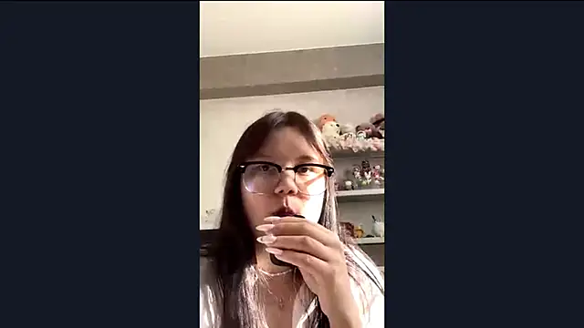 Snapshot of sota_starcaug chatting on 10.22.25 sota starcaug online show from 10.22.25