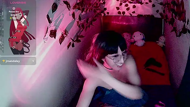 Snapshot of xayah_777 chatting on 10.18.25 xayah 777 online show from 10.18.25