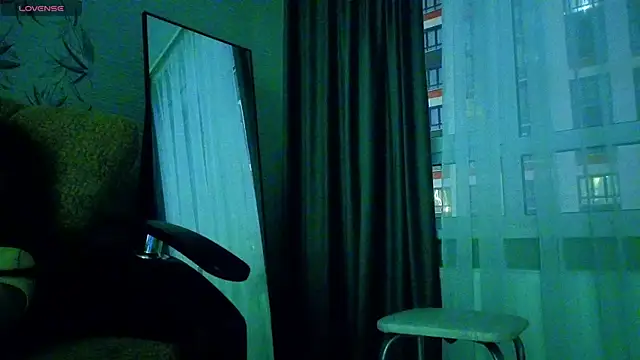 MissPompadure online show from 12.22.25