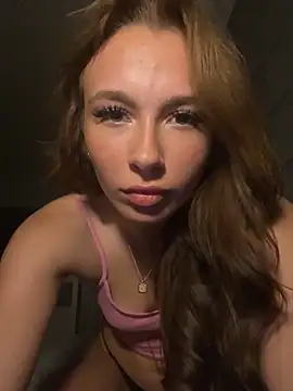 PoppyBabeMae online show from 11.02.25