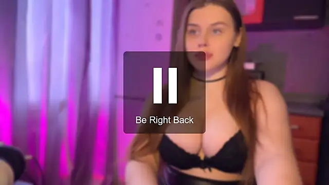 RinaKai online show from 10.28.25