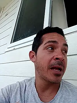 Snapshot of David_man33 chatting on 10.21.25 David man33 online show from 10.21.25