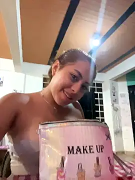 Snapshot of Emily_Joee chatting on 10.22.25 Emily Joee online show from 10.22.25