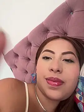 Snapshot of Emily_Joee chatting on 10.25.25 Emily Joee online show from 10.25.25