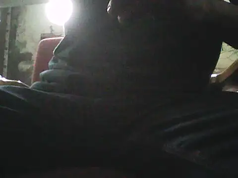 Snapshot of incestmom chatting on 10.16.25 incestmom online show from 10.16.25