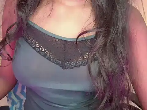 Snapshot of Rashiii_ chatting on 10.19.25 Rashiii  online show from 10.19.25