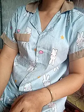 Snapshot of nat-tri chatting on 07.27.26 nat-tri online show from 07.27.26