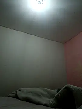 Snapshot of Kleber1980 chatting on 11.04.25 Kleber1980 online show from 11.04.25