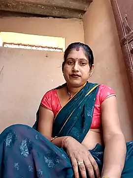 Snapshot of Rayal_bhabi chatting on 10.14.25 Rayal bhabi online show from 10.14.25