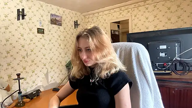 Snapshot of AmeliLia chatting on 03.03.26 AmeliLia online show from 03.03.26