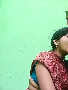Snapshot of Karishma_cute chatting on 10.24.25 Karishma cute online show from 10.24.25