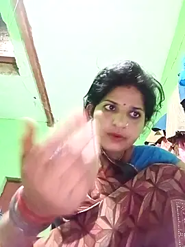 Snapshot of Karishma_cute chatting on 10.24.25 Karishma cute online show from 10.24.25