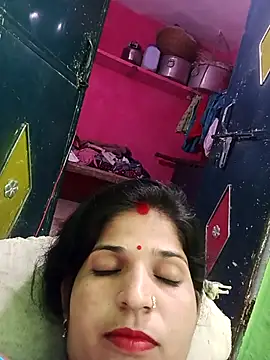 Snapshot of Karishma_cute chatting on 10.25.25 Karishma cute online show from 10.25.25