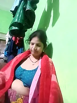 Karishma cute online show from 11.20.25