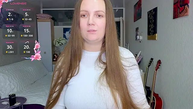 Snapshot of Amy__Leee_ chatting on 10.20.25 Amy  Leee  online show from 10.20.25
